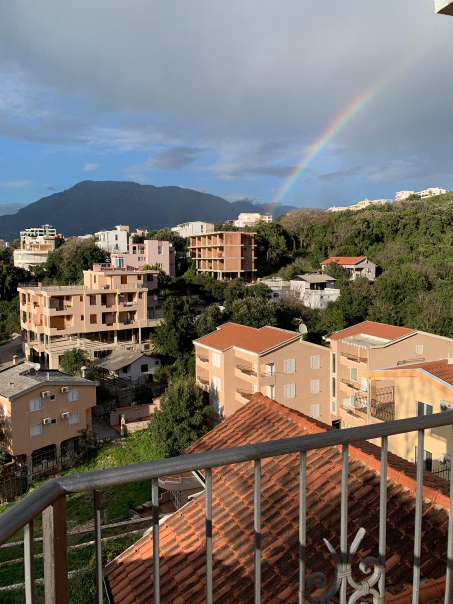 Villa Lila يوتجيها المظهر الخارجي الصورة